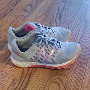 New balance urge fuel core sneakers
